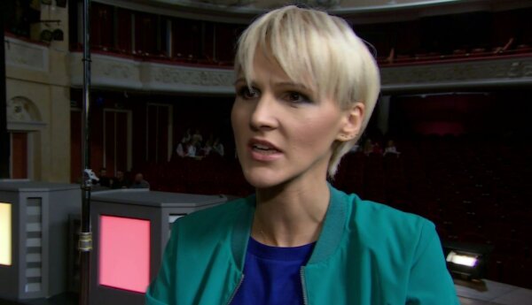 Agnieszka Chylińska i Kasia Bujakiewicz z dziećmi na planie spotu: "Dobrze się bawimy!"